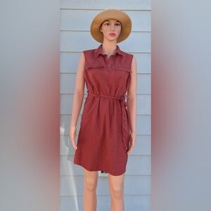 Anne Klein summer dress, size 14, very lightly worn, tie waist, top pockets.